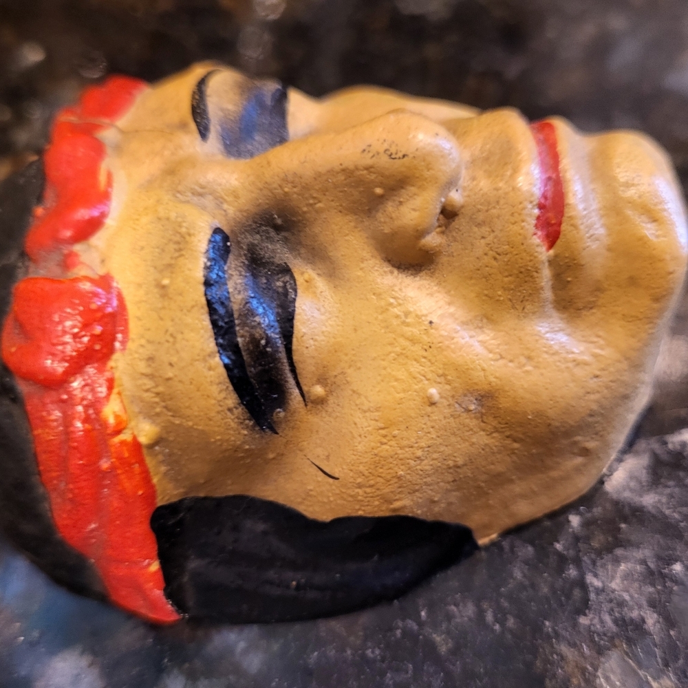 Old Vintage Small Plastic Native American Mask Set of 3 - Picture 14 of 16